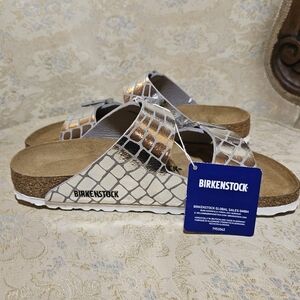 Birkenstock Arizona Gator Gleam Silver Sandal